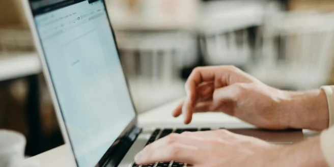 gestão de assinaturas de e-mail