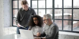 minimizar silos organizacionais